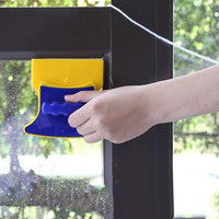 Convenient Window Glass Cleaner